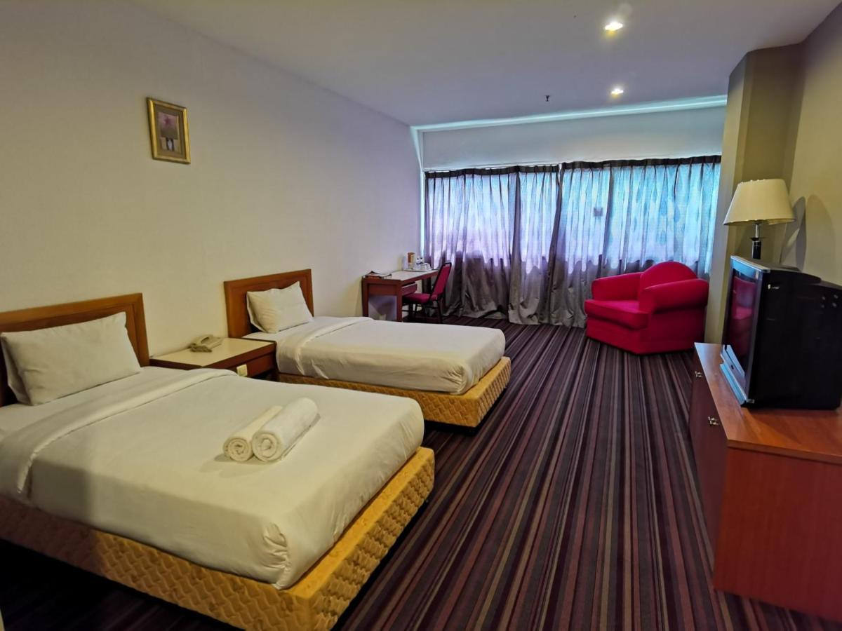 Folkmeldrum Hotel Johor Bahru Kültér fotó