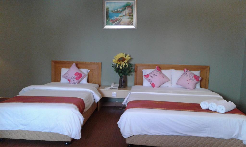 Folkmeldrum Hotel Johor Bahru Kültér fotó